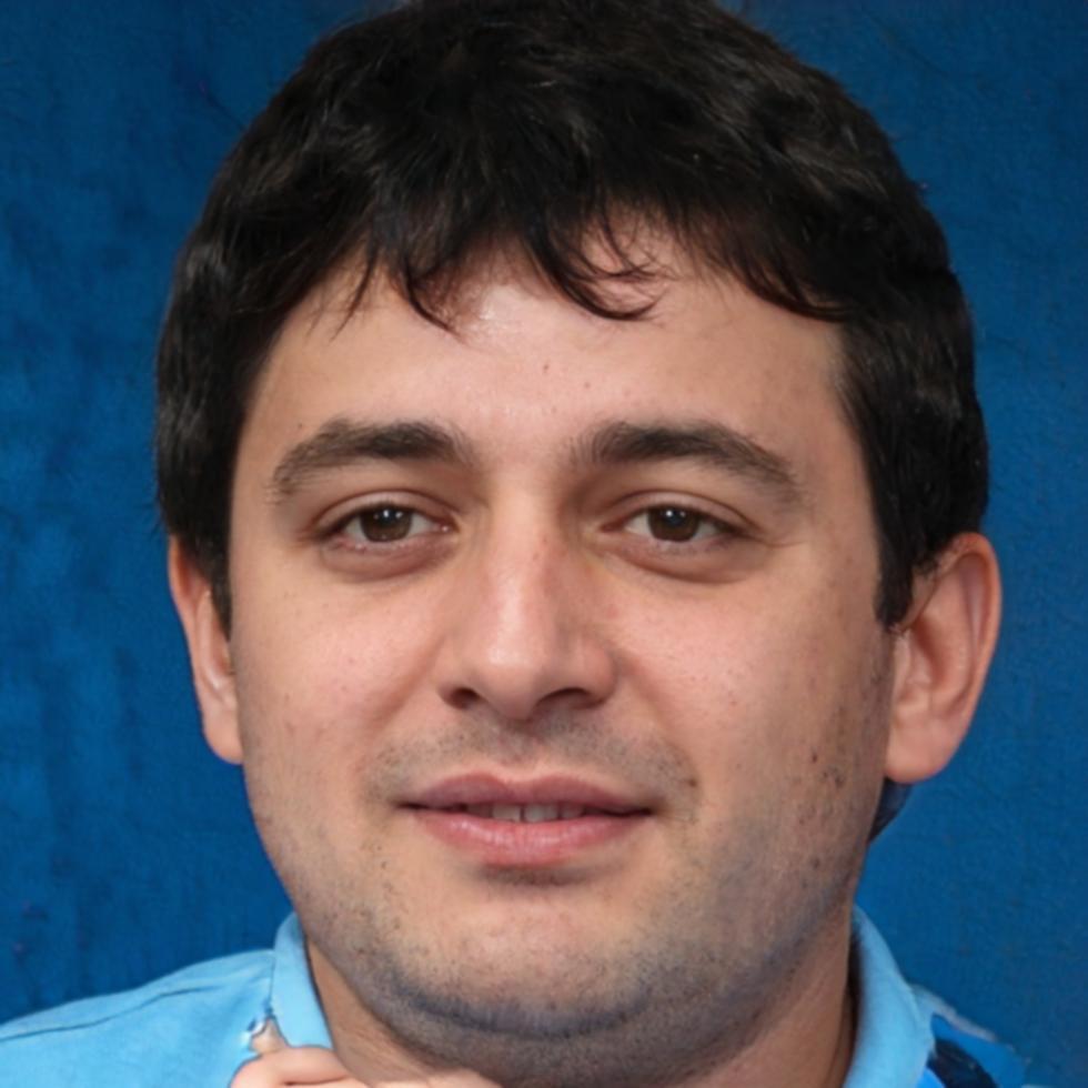 Eğitmen Berat Tunalı portre fotoğrafı